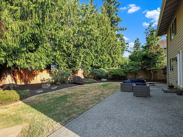 11526 160th Ct NE — Photo 42