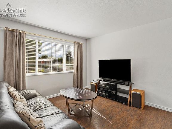5th image of 3480 Verde Dr