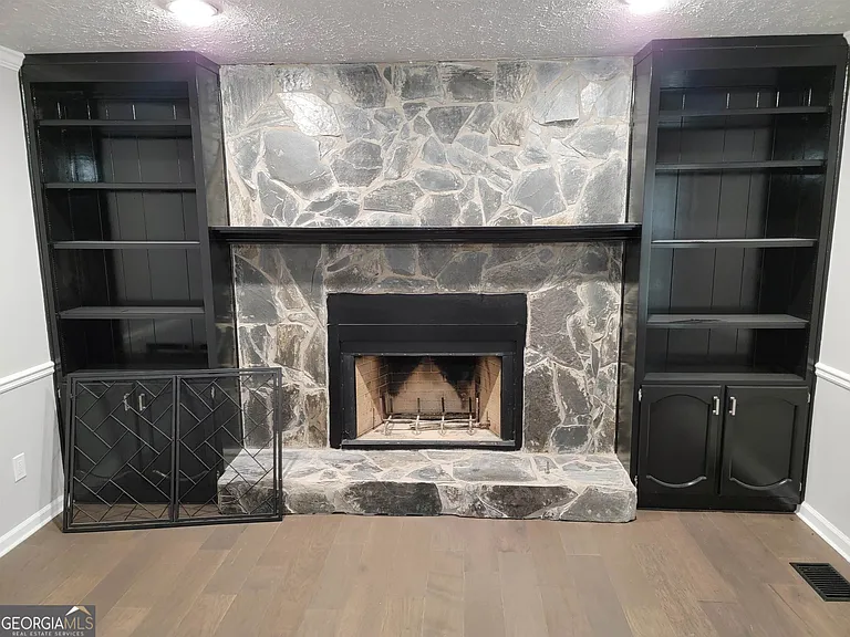 260 Greenfield Cir — Photo 12