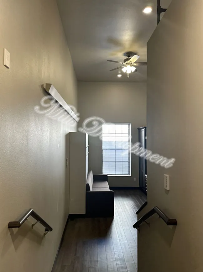 2 bed, 600 sqft, $770 — Photo 1