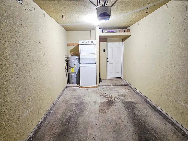 311 Brookside Ln #B — Photo 17