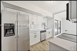 Deerfield Beach Estates — Photo 4