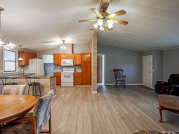 5th image of 2265 W Norman Cir