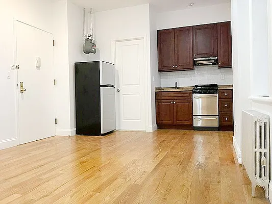 Rented by AJ Clarke | media 7