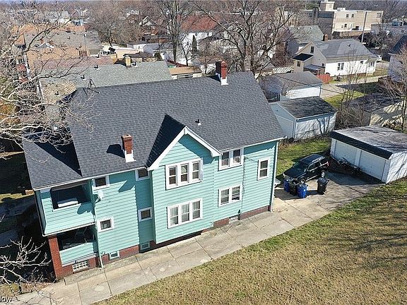 3rd image of 3705 Cypress Ave