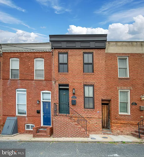 110 Birckhead St Photo 1
