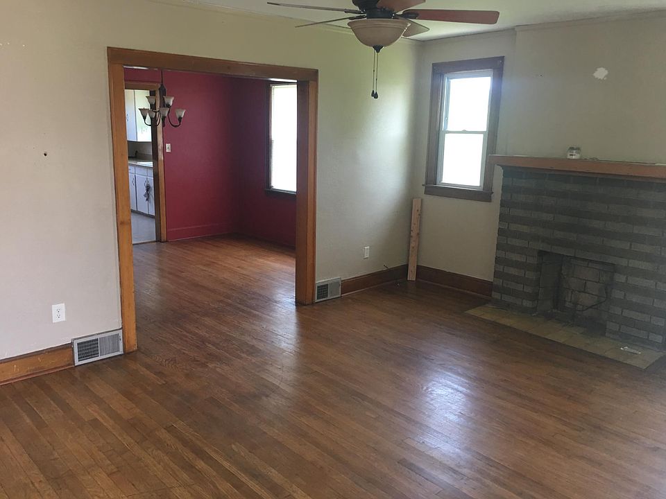 1st image of 2400 5th Ave