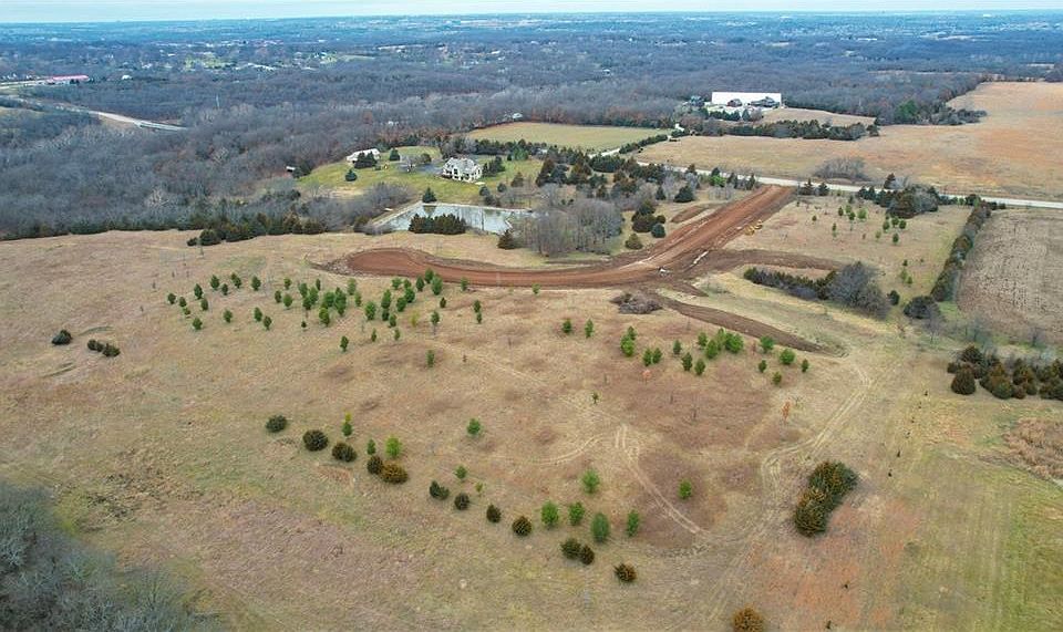 2nd image of LOT 3 W 183rd St