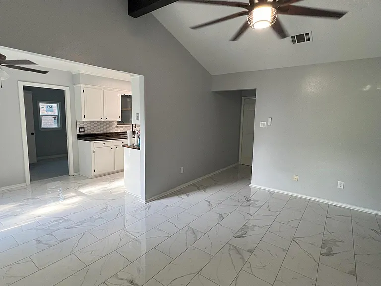 4810 General Bragg Dr — Photo 2
