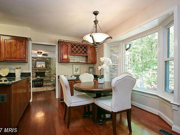 4th image of 4809 Bentonbrook Dr
