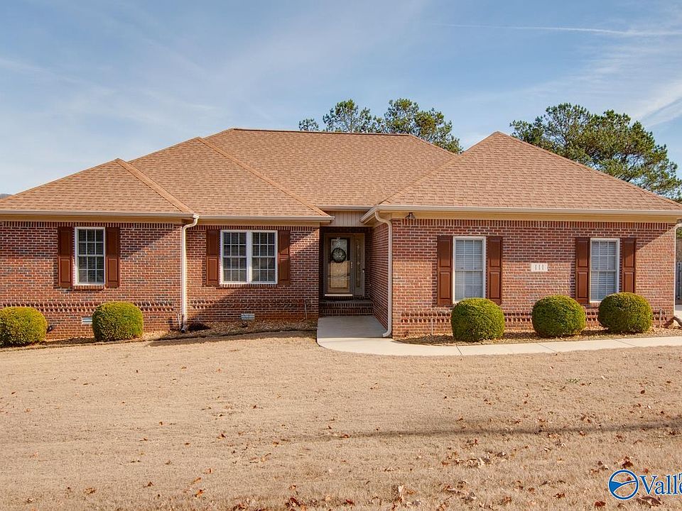1st image of 111 Ada Dr SE
