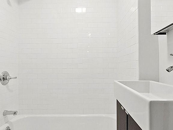 4th image of 255 W 4th St