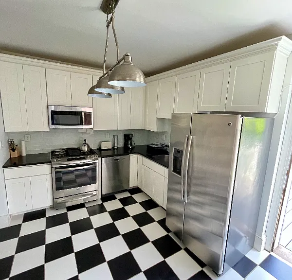 1519 W 14th St — Photo 9