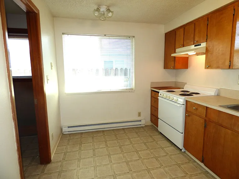 1375-1377 Franklin St NW — Photo 6