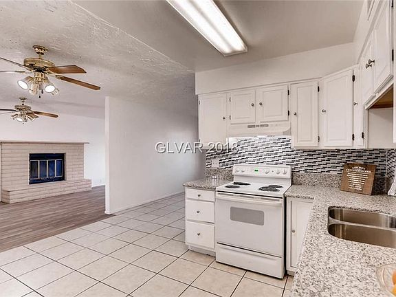 4th image of 5905 Glen Eagles Ln