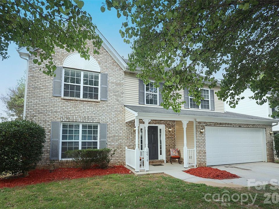 1st image of 10910 Elm Bend Dr