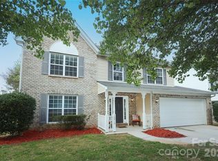 10910 Elm Bend Dr, Charlotte, NC 28273