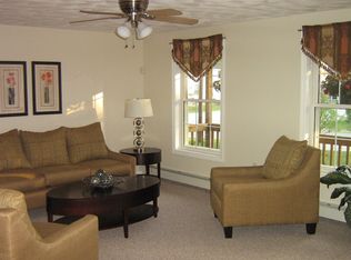 33 Cross St, Salem, NH 03079