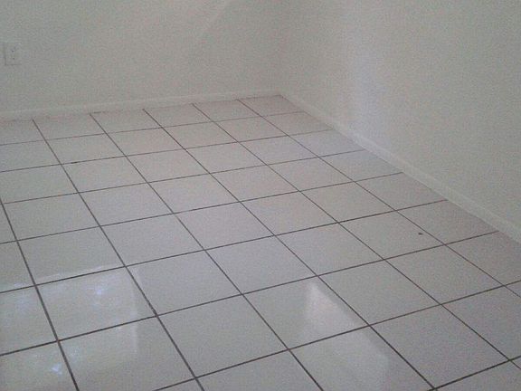 5th image of 10020 Jasmine Ave