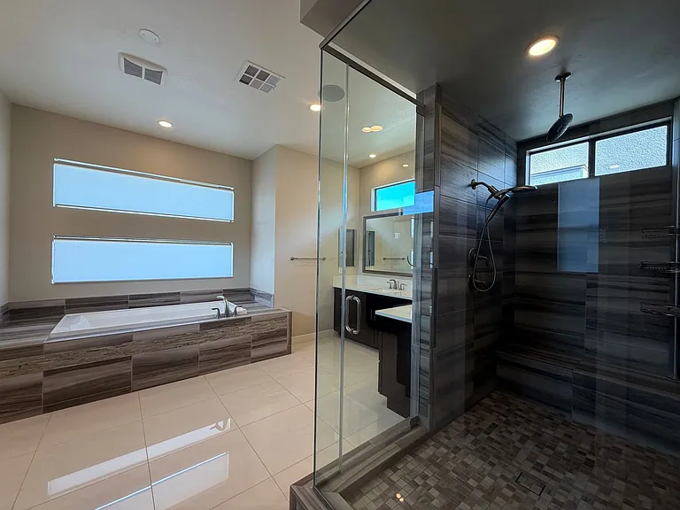 66 Pristine Glen St — Photo 10