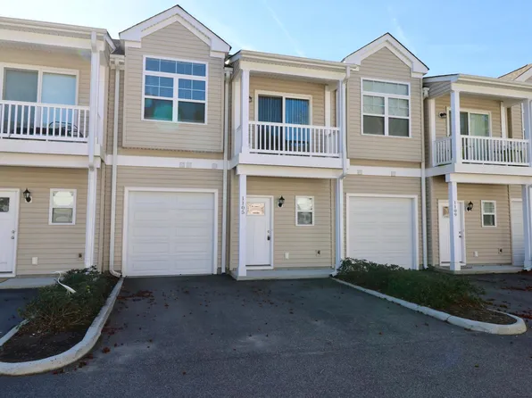 1101 Courage Ct, Virginia Beach, VA 23451