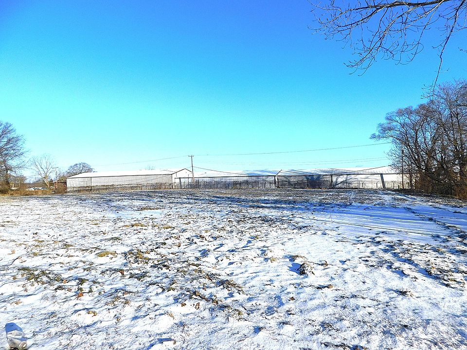 2nd image of 1829 Territorial Rd