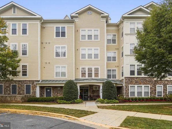 310 High Gables Dr APT 402, Gaithersburg, MD 20878