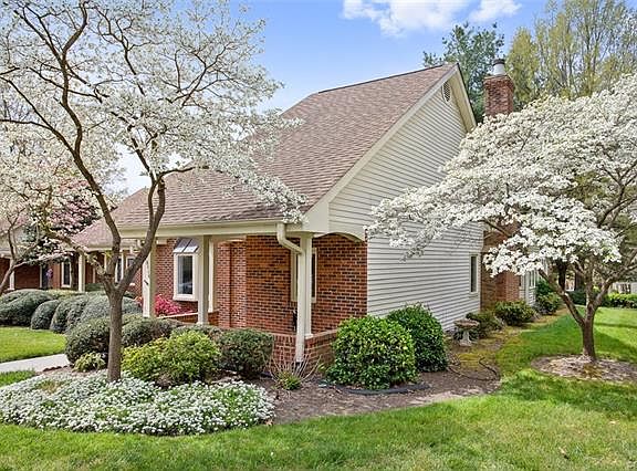 2nd image of 3116 Windmoor Ct Unit 81