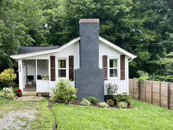 2809 Barton St, Knoxville, TN 37917