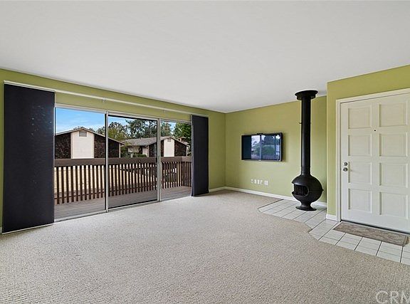 3rd image of 1018 Cabrillo Park Dr APT F