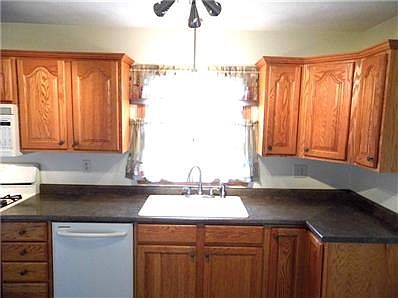 4th image of 3133 W 22nd St