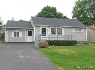 612 Coolidge Rd, Utica, NY 13502