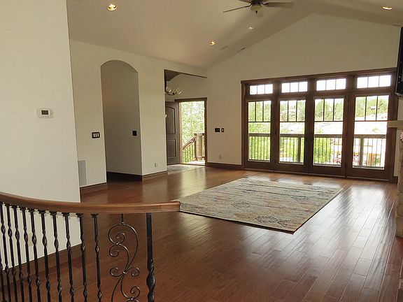 5th image of 410 Jenkins Ranch Rd