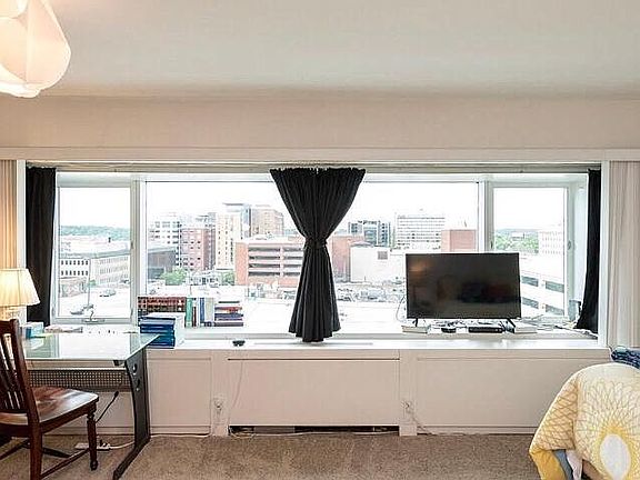 4th image of 555 E William St APT 9E