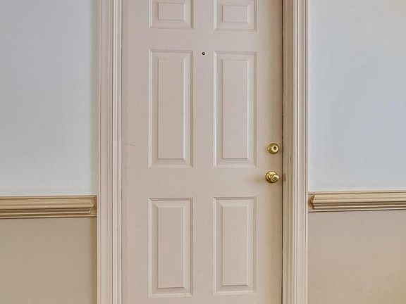 5th image of 8921 Town Center Cir #5-310