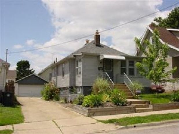 1st image of 590 Van Everett Ave
