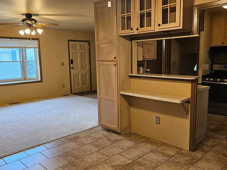 831 W Briarcliff Dr — Photo 5