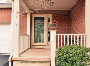 6992 Greensview Village Dr, Canal Winchester, OH 43110