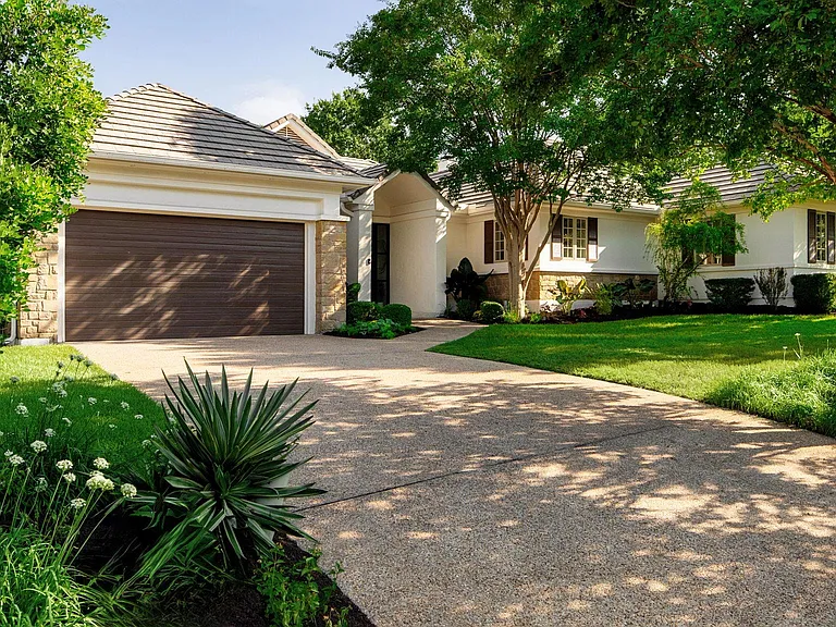 2036 Wimberly Ln — Photo 36
