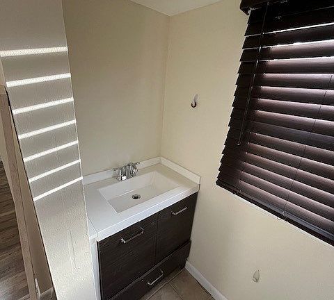 4th image of 574 Hammock Dr