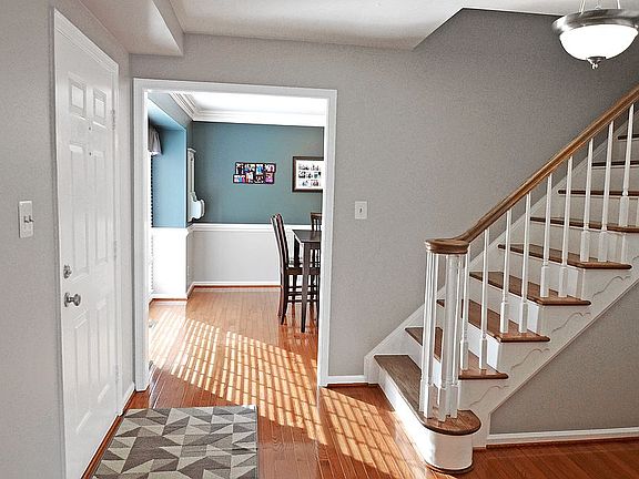 3rd image of 6605 Ashmere Ln