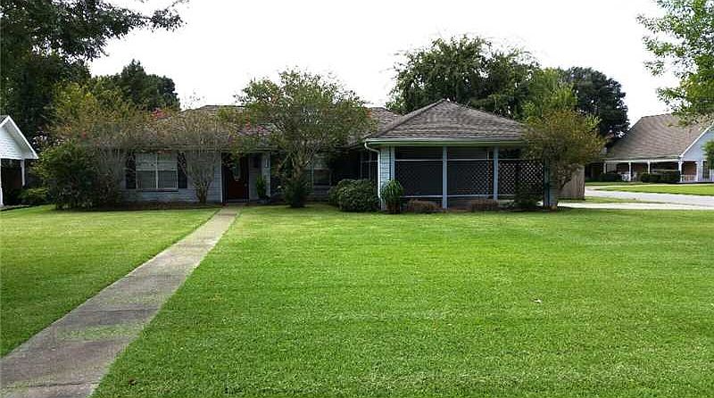 1st image of 1011 Inverery Dr