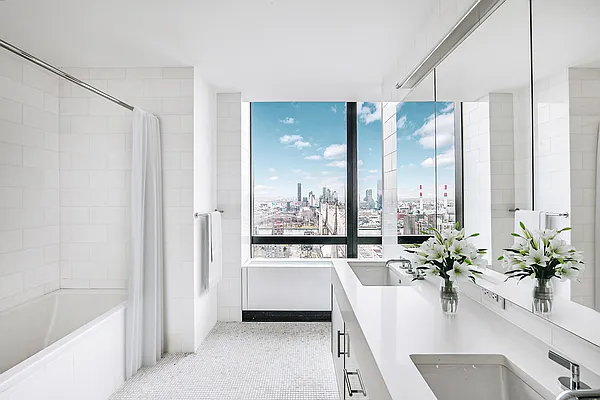 Rented by Voro NYC | media 31