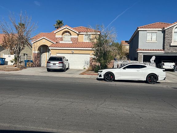 2nd image of 2442 Shatz St