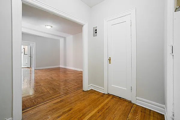 Rented by MNS | media 25