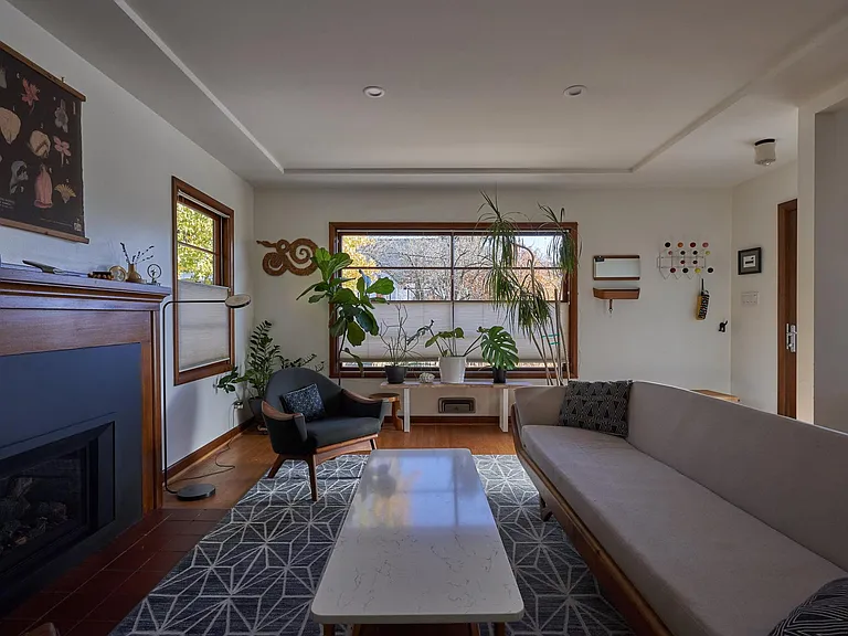 2111 SE 28th Pl — Photo 25
