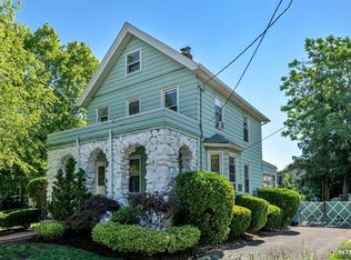 34 George St, Tenafly, NJ 07670