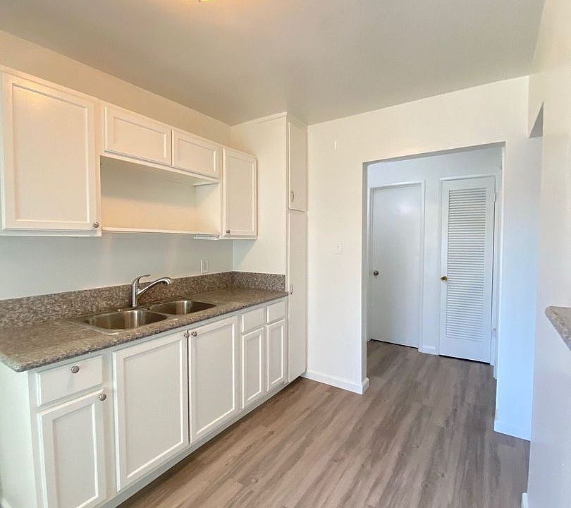 1st image of 5804 Gage Ave #3