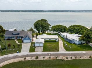 207 Vivian Rd, Onalaska, TX 77360