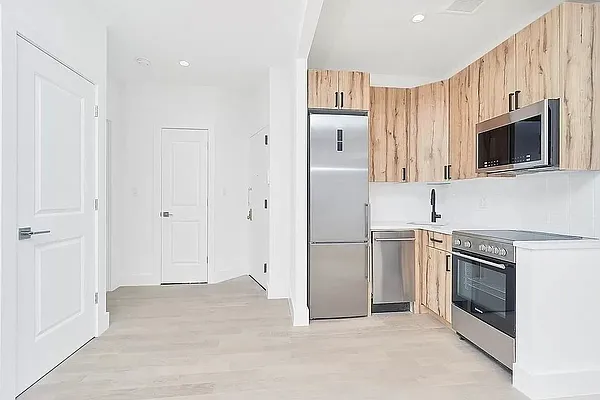 Rented by REAL New York | media 1